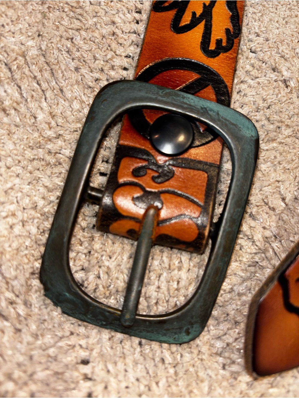 Vintage Hippie Peace Sign Hand Tooled Leather Belt Sz 36 Buckle with Patina - Picture 2 of 7
